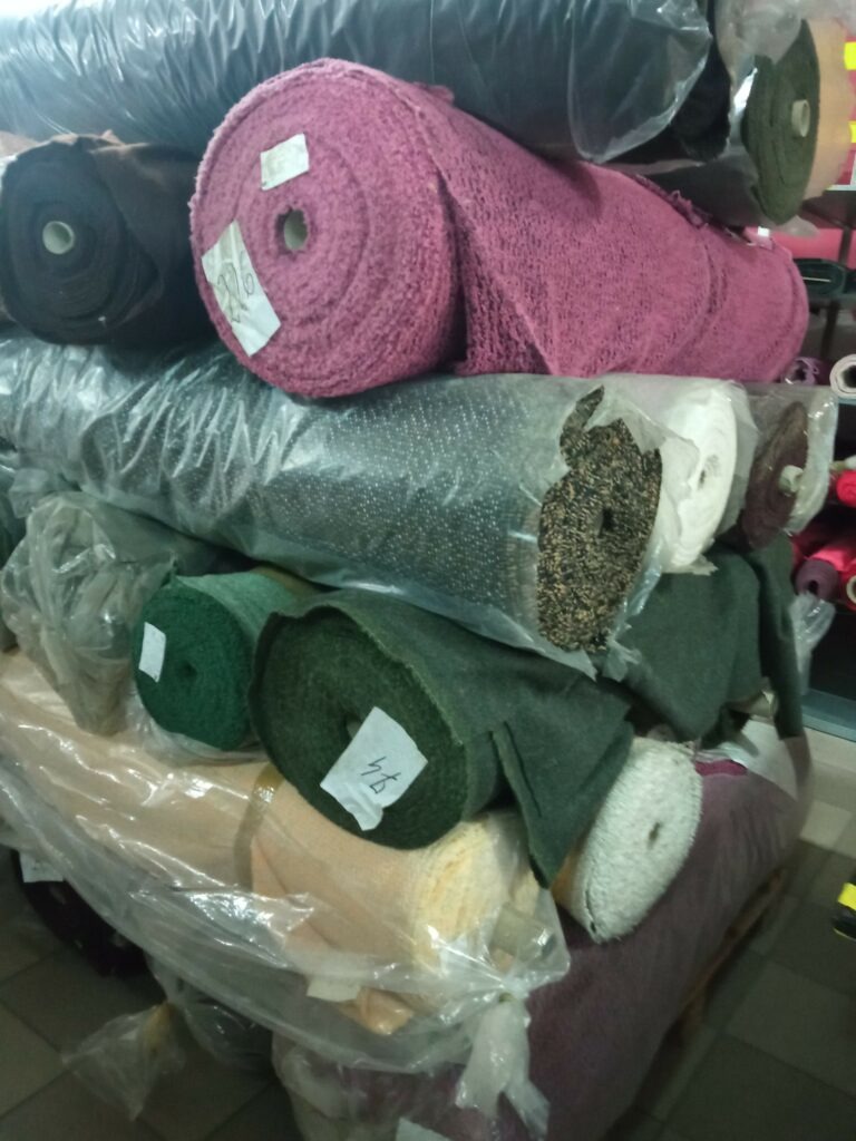 skup tkanin w ramach nadwyżek magazynowych